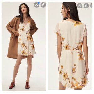 Aritzia Wilfred Nazaire Size 6 Yellow Floral